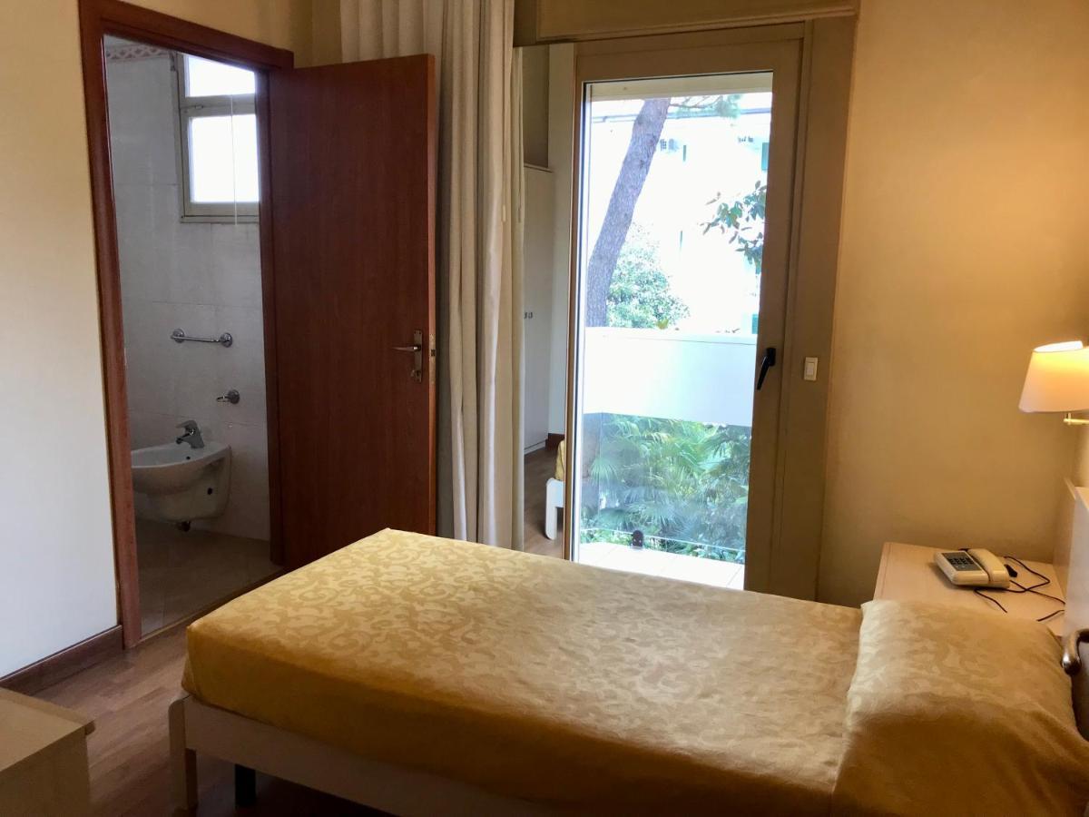 Hotel B&B Risorta アーバノ・テルメ エクステリア 写真